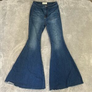 Free People Women’s Medium Wash Mid Rise Flared Jeans 25